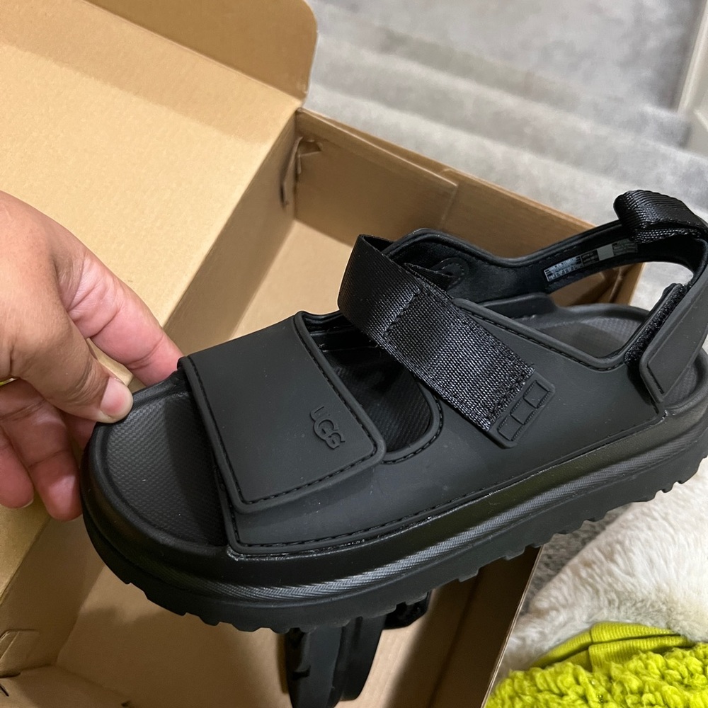 UGG Kids Black Strap Sandals